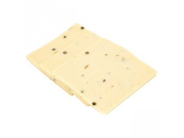 Moravia Натуральный полутвердый сыр с зеленым перцем чили нарезанный